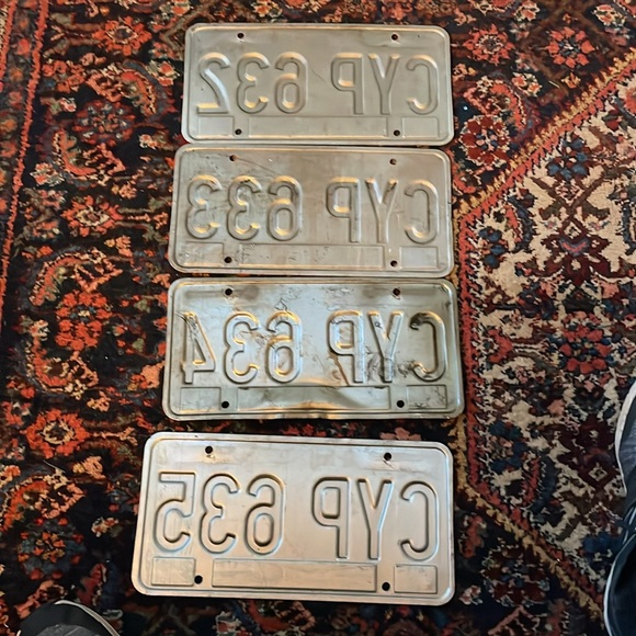 4 SEQUENTIAL 1983 Georgia license plates/ tags - Picture 6 of 6